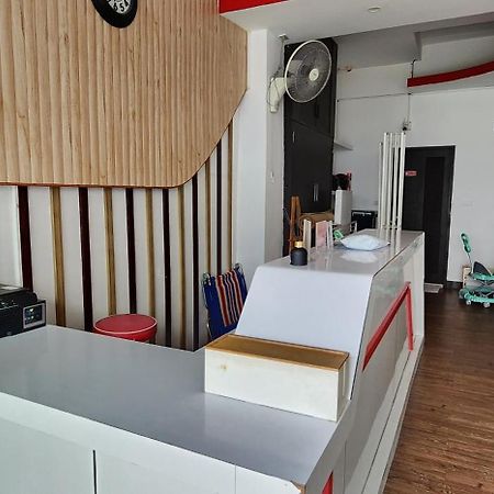 Eden Park Hotell Patong Eksteriør bilde