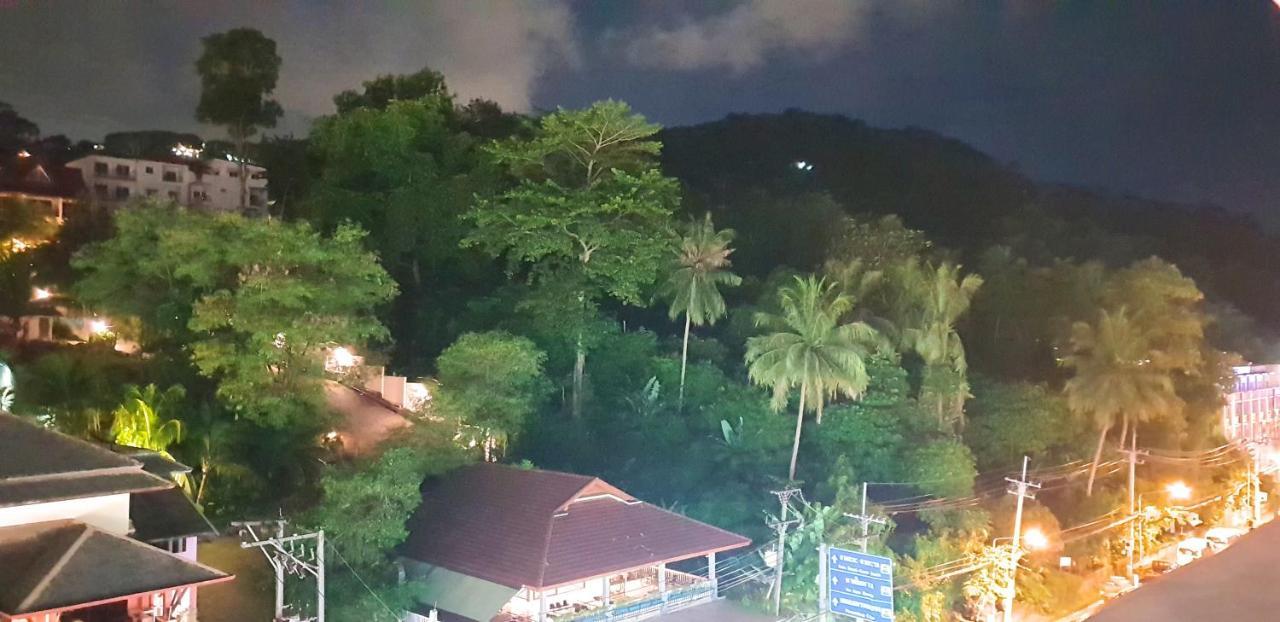Eden Park Hotell Patong Eksteriør bilde